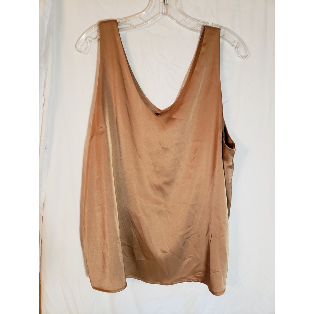 Women's Ekouaer Taupe Sleeveless Top Size 2XL